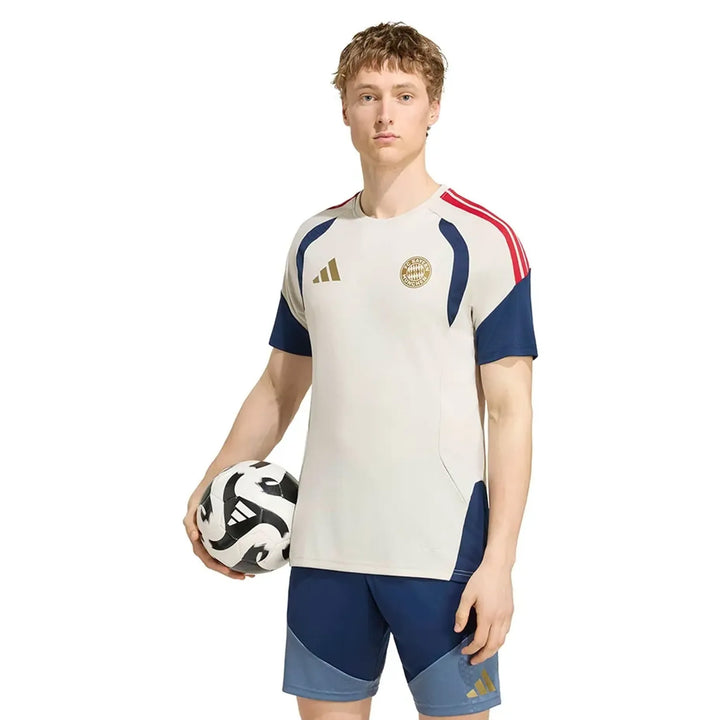 KF1041 - T-SHIRT - Adidas