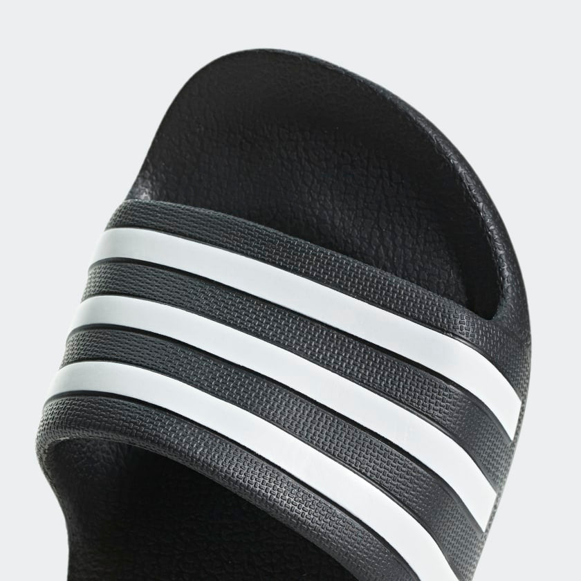 F35556 - - Adidas