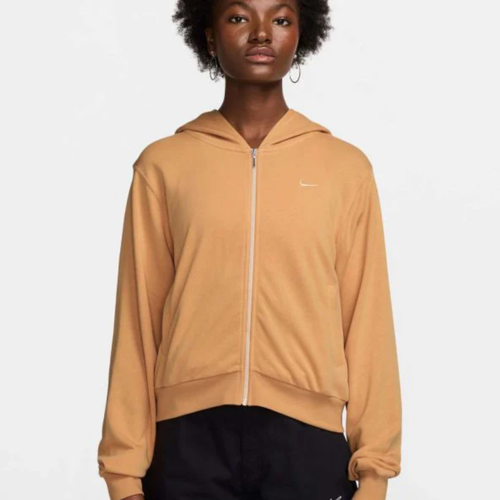 Bundle Nike Sportswear Donna – Felpa con Cappuccio FN2415 & Pantalone FN2434
