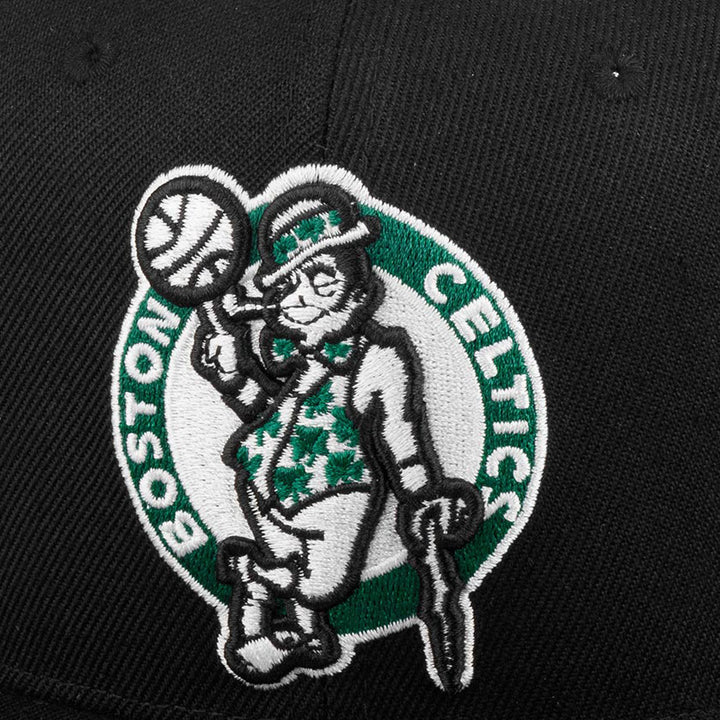 HHSS2976 BCEYYPPPBLCK - Cappelli - Uomo - Mitchell & Ness - SNAPBACK NBA BOSTON CELTICS - Nero Logo Classico - HERITAGE NBA