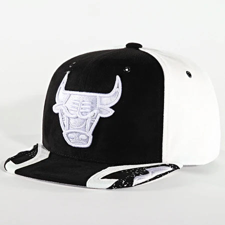 HHSS6741 CBUYYPPPWHBK - Cappelli - Uomo - Mitchell & Ness - SNAPBACK/A-FRAME NBA/NFL - Bianco/Nero - Look Classico - Streetwear & Sportiva