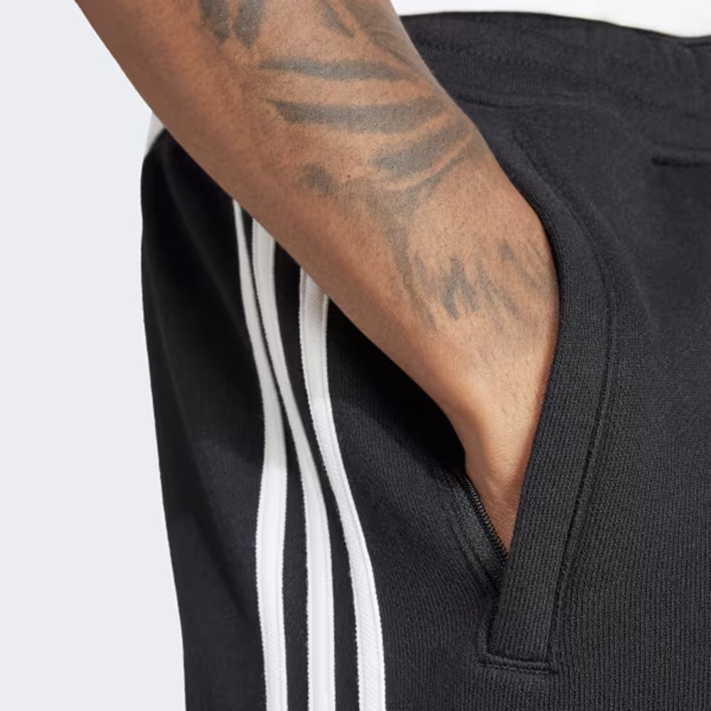 IU2337 - Pantaloncini - Adidas