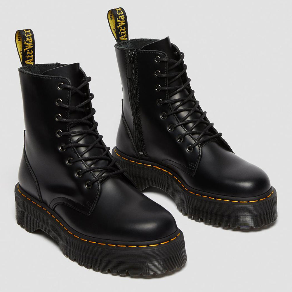 15265001 - Shoes - Dr. Martens