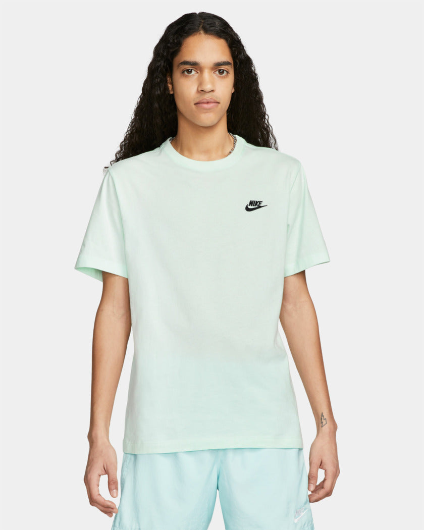 Sportswear Club T-Shirt Basic Logo - Nike