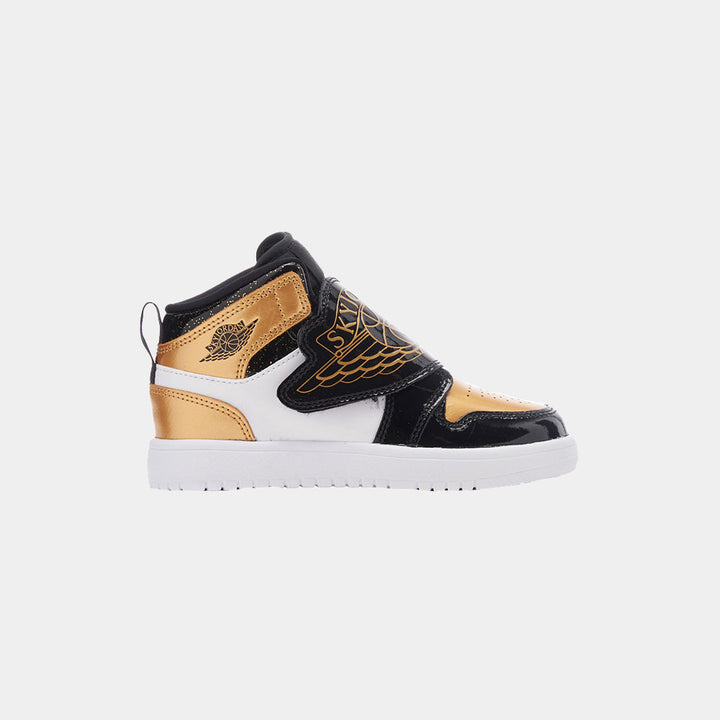 Sky Jordan 1 SE PS 'Gold Toe'