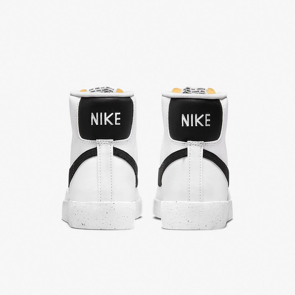 DO1344 - Footwear - Nike