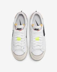 DQ1470 - Footwear - Nike