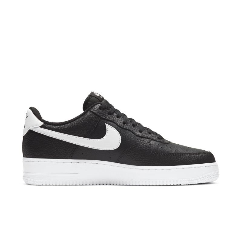 CT2302 - Footwear - Nike