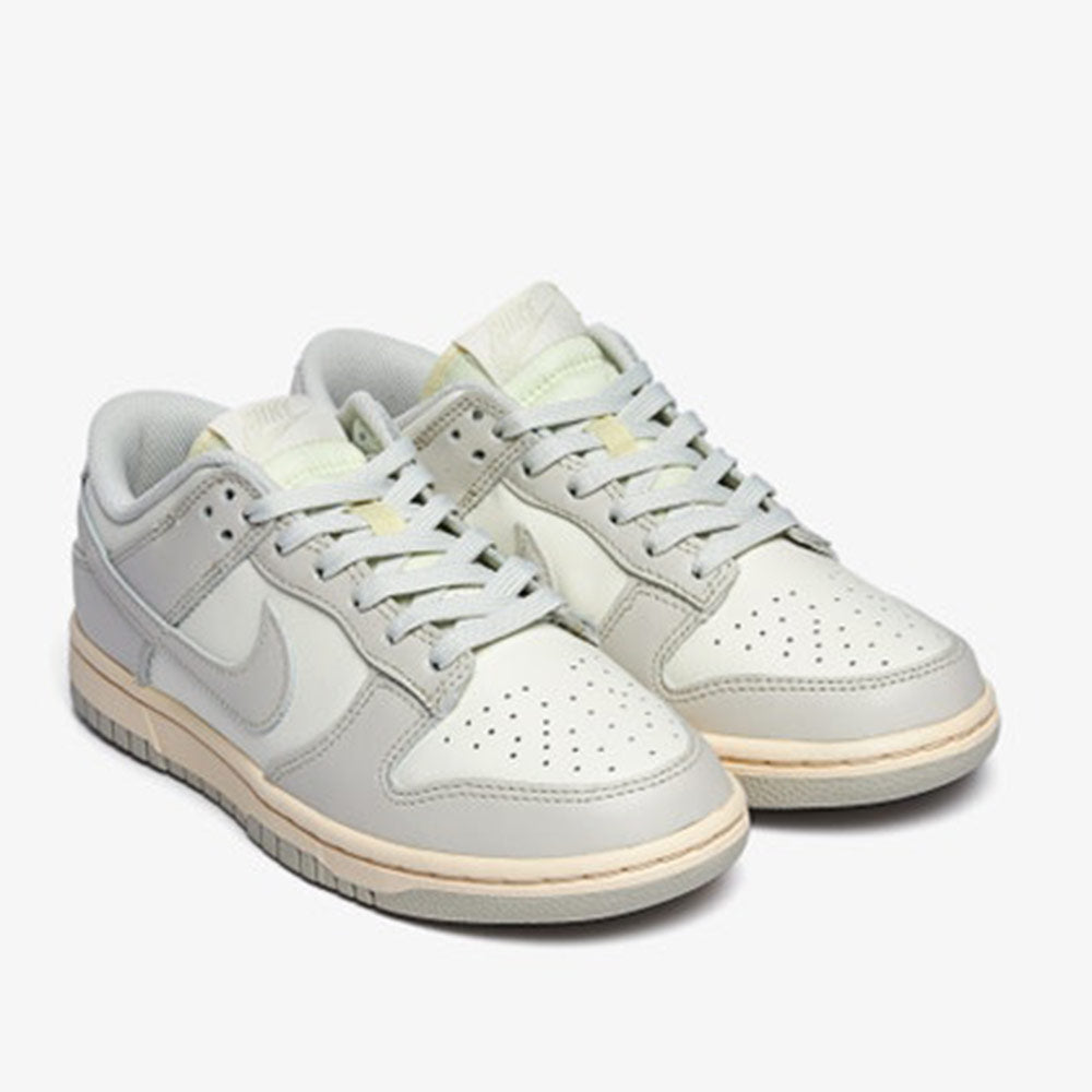 Dunk Low Retro - Nike