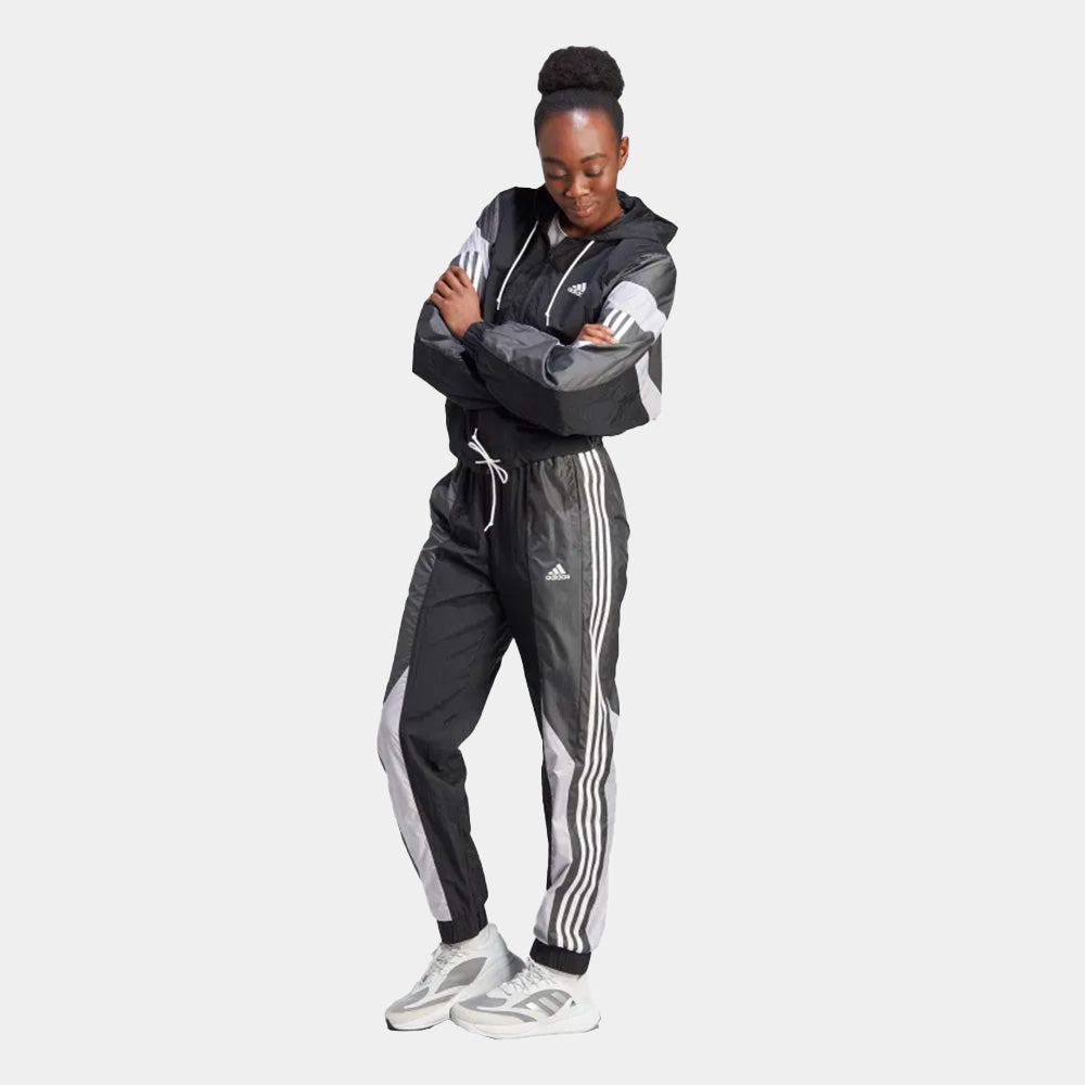 IC0413 - Tracksuits - Adidas