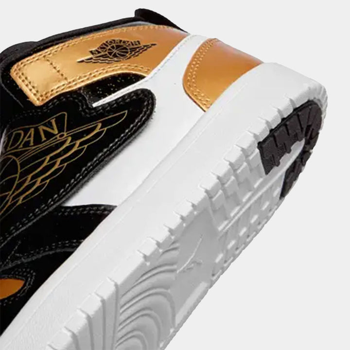 Sky Jordan 1 SE PS 'Gold Toe'