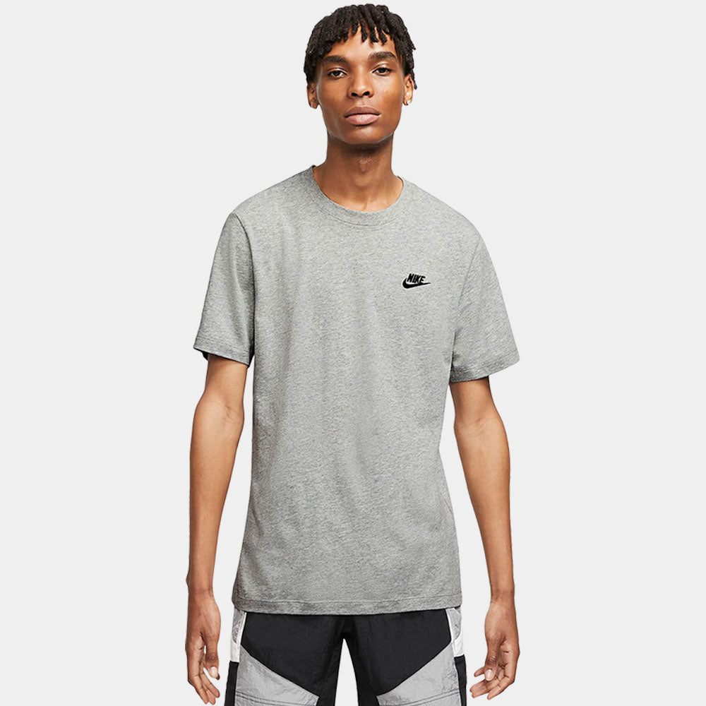 Sportswear Club T-Shirt Basic Logo - Nike