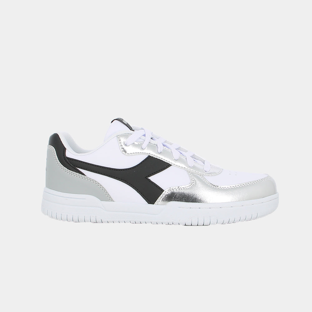 101.179748 - Shoes - DIADORA