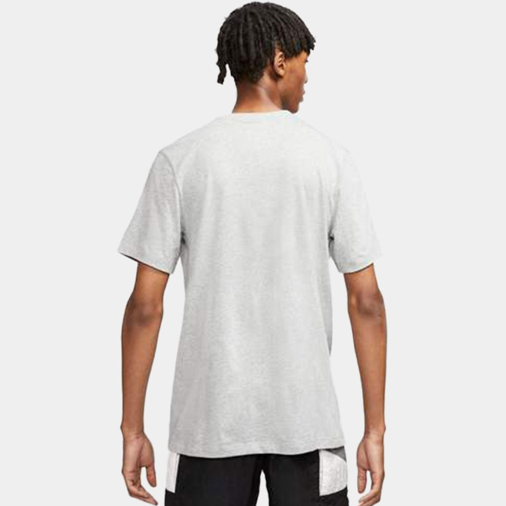 Sportswear Club T-Shirt Basic Logo - Nike