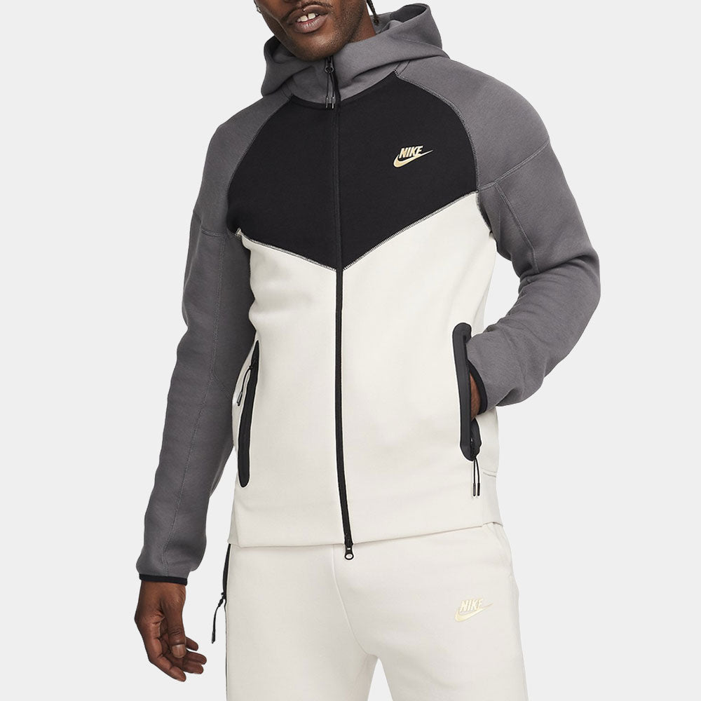 Nike Sportswear Tech Fleece - Nike