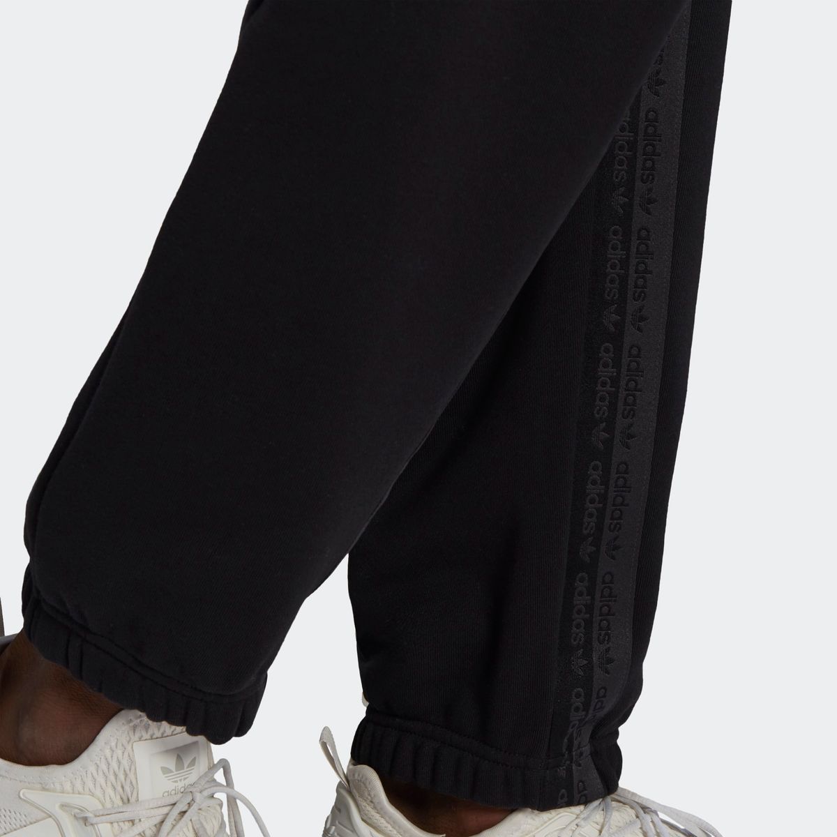 H11486 - Pantaloni - Adidas