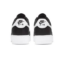 CT2302 - Footwear - Nike