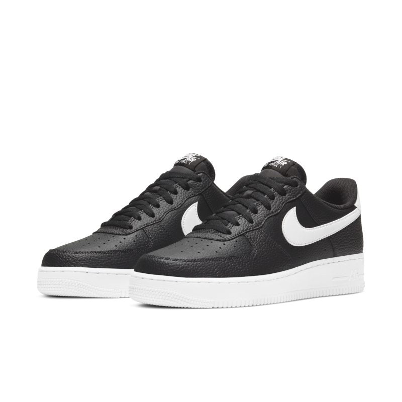CT2302 - Footwear - Nike