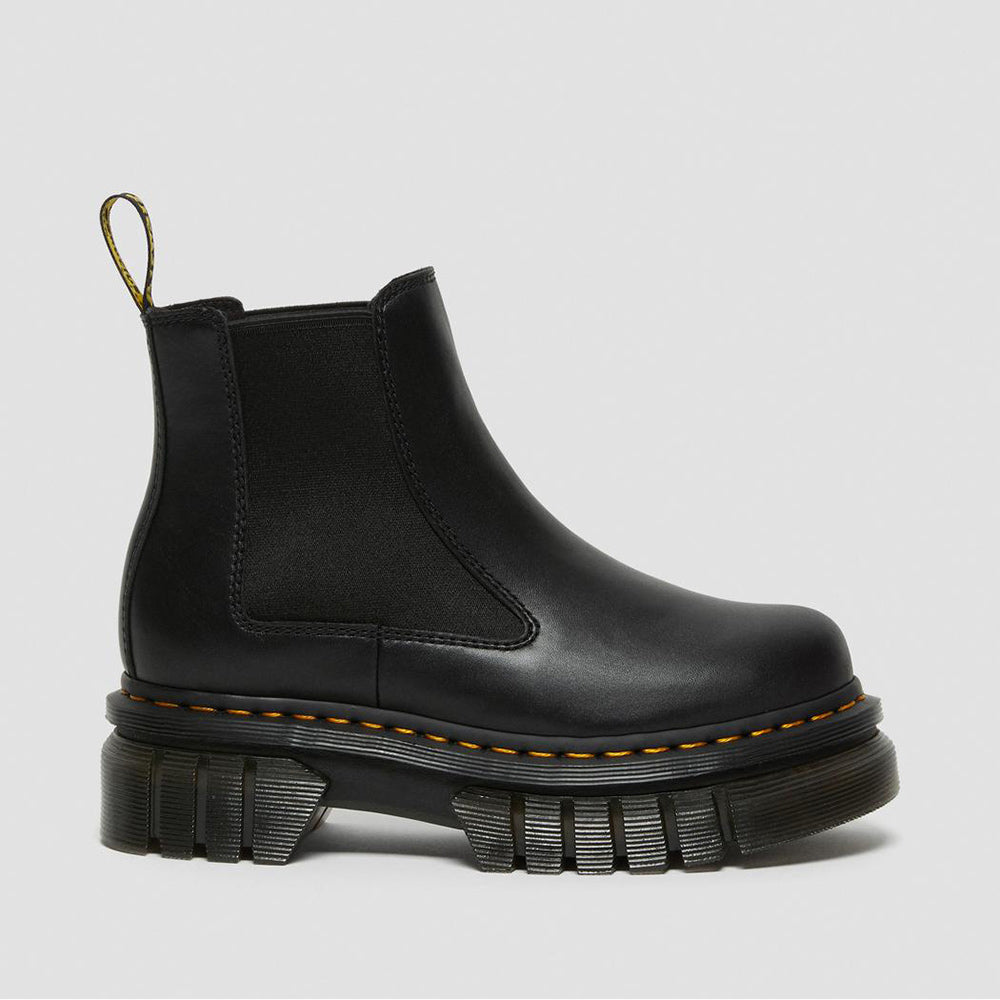 27148001 - Shoes - Dr. Martens