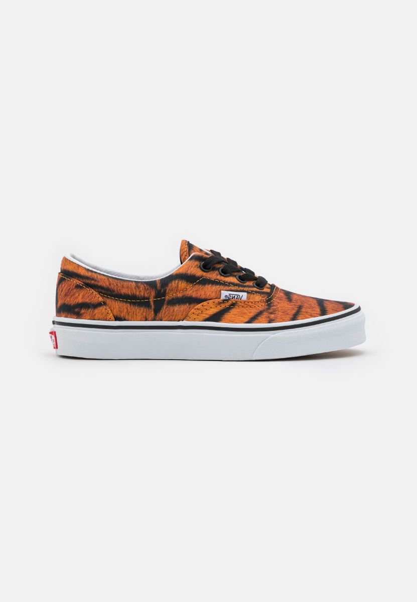 VN0A4U398WP1 - Scarpe - Vans
